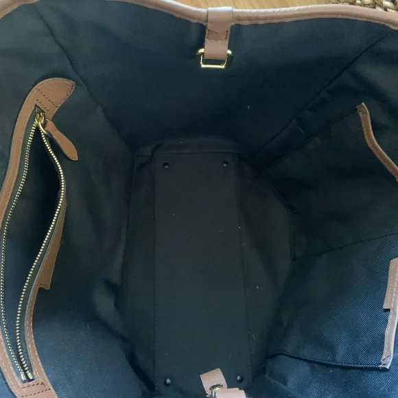 SOLD!! Burberry Horseferry check bag. EUC. Bought new and used only a few times. - Picture 5 of 5